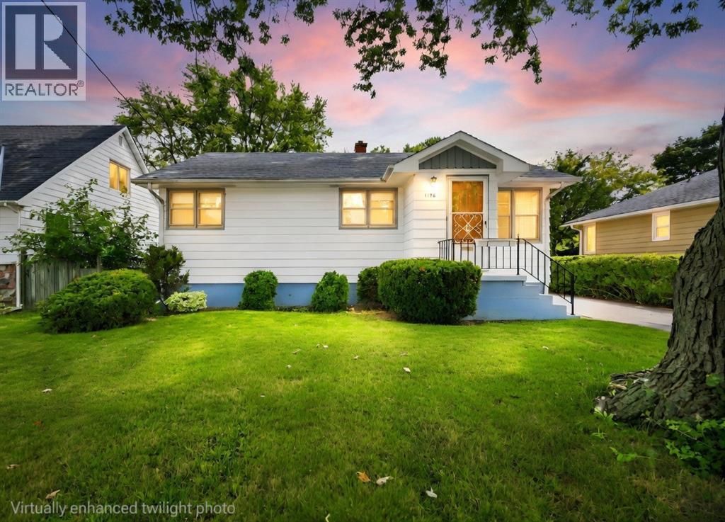1196 Carr Street, Sarnia