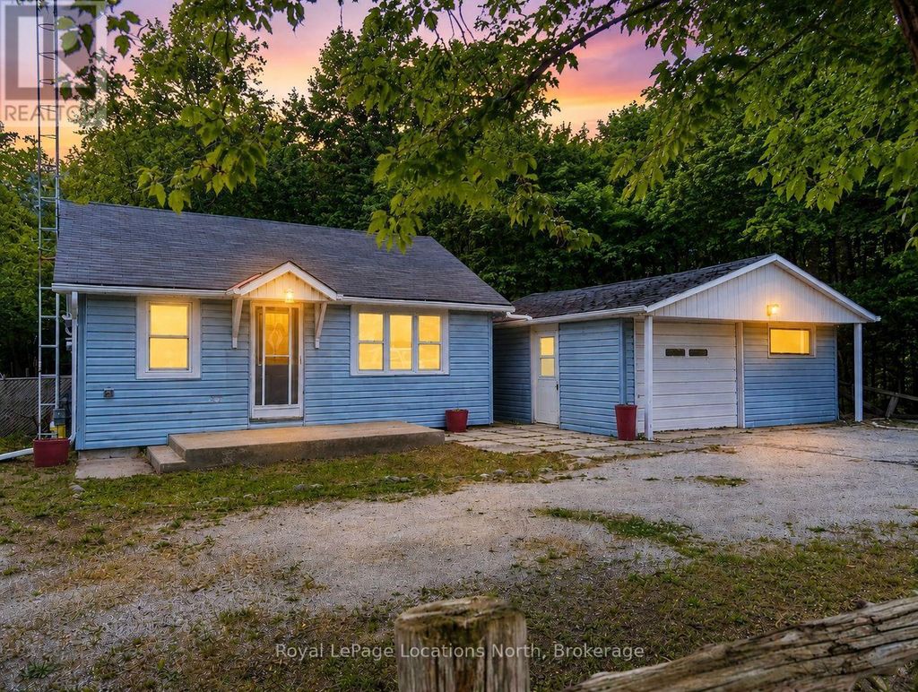 80 Concession 8 Road E, Tiny
