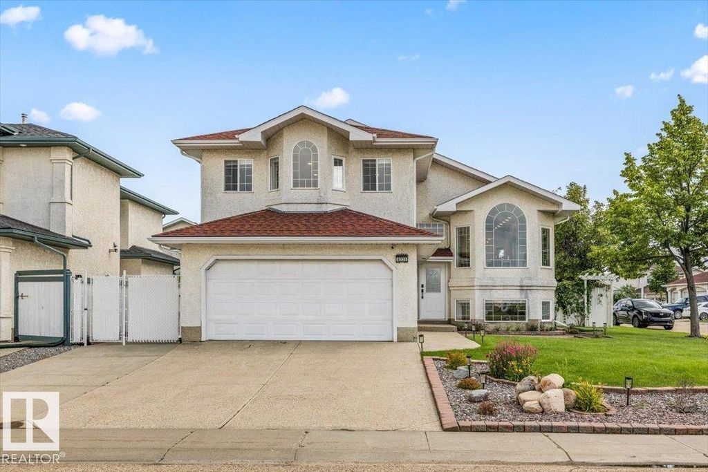 8731 160a Av Nw, Edmonton