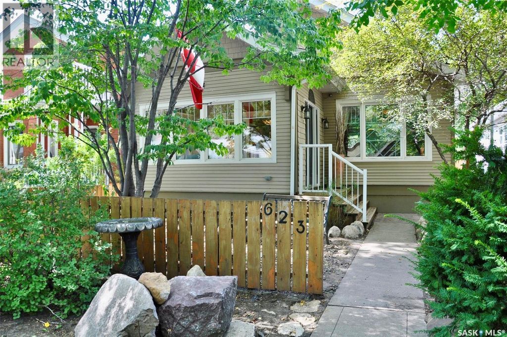 623 4th Avenue N, Saskatoon