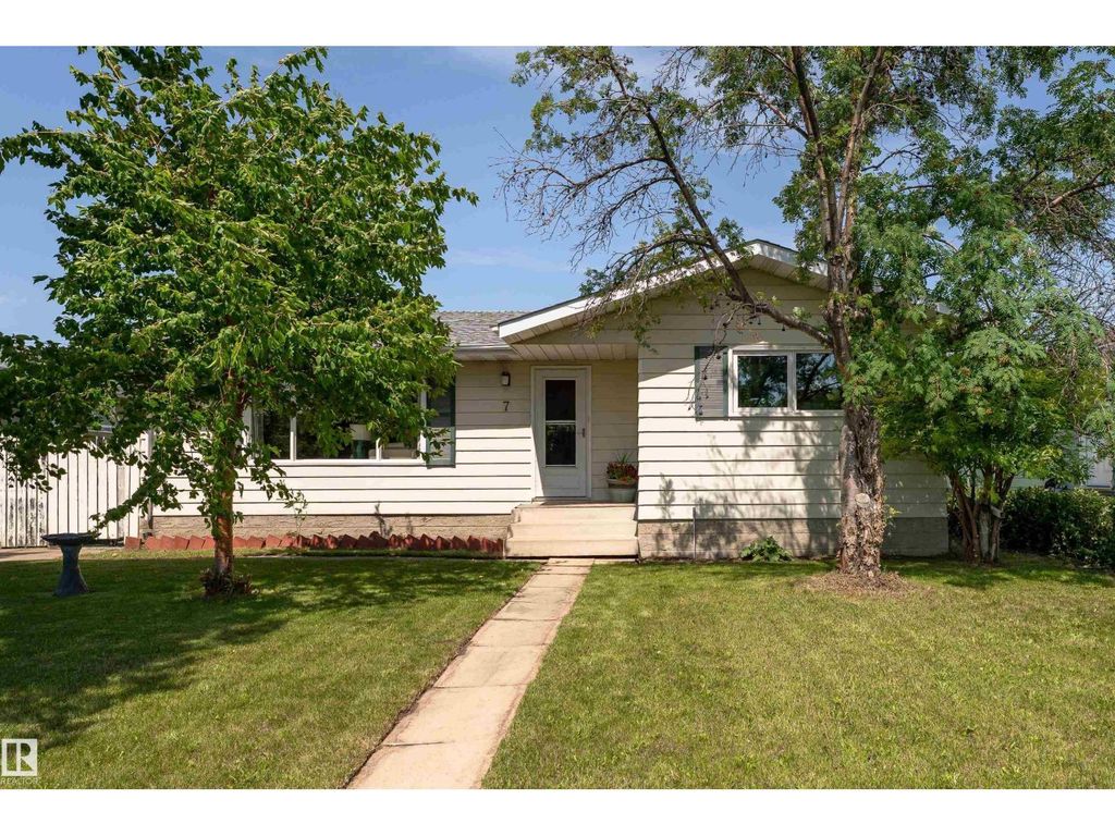 7 Camelot Cr, Leduc