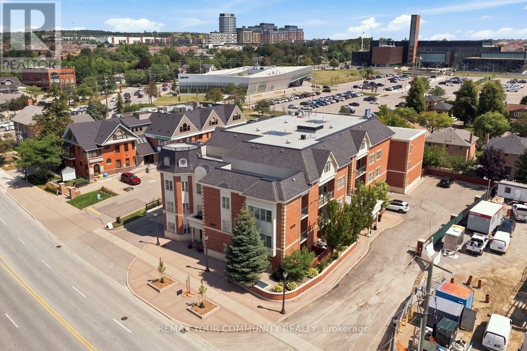 210 - 9973 Keele Street, Vaughan (maple)