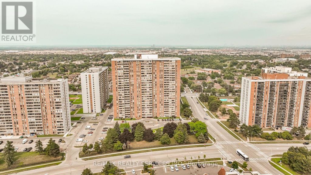2102 - 18 Knightsbridge Road, Brampton (queen Street Corridor)