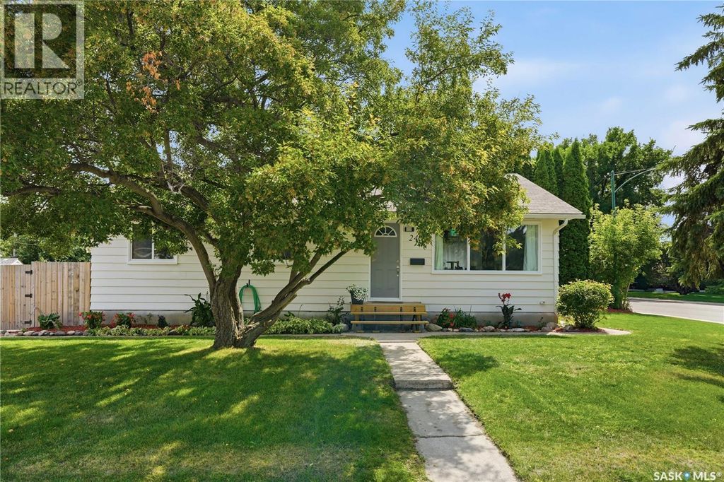 2401 Dufferin Avenue, Saskatoon