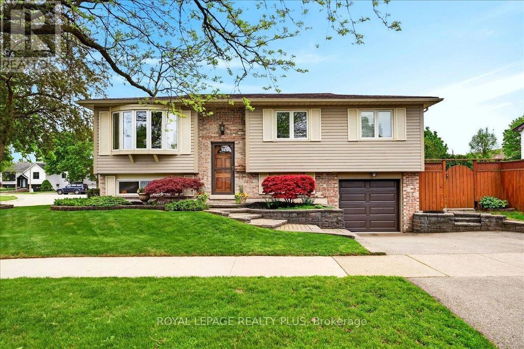 4452 Delaney Drive, Burlington (shoreacres)
