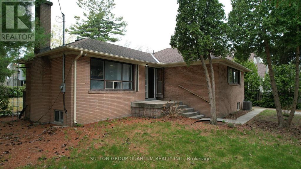 394 Maplehurst Avenue, Oakville (wo West)