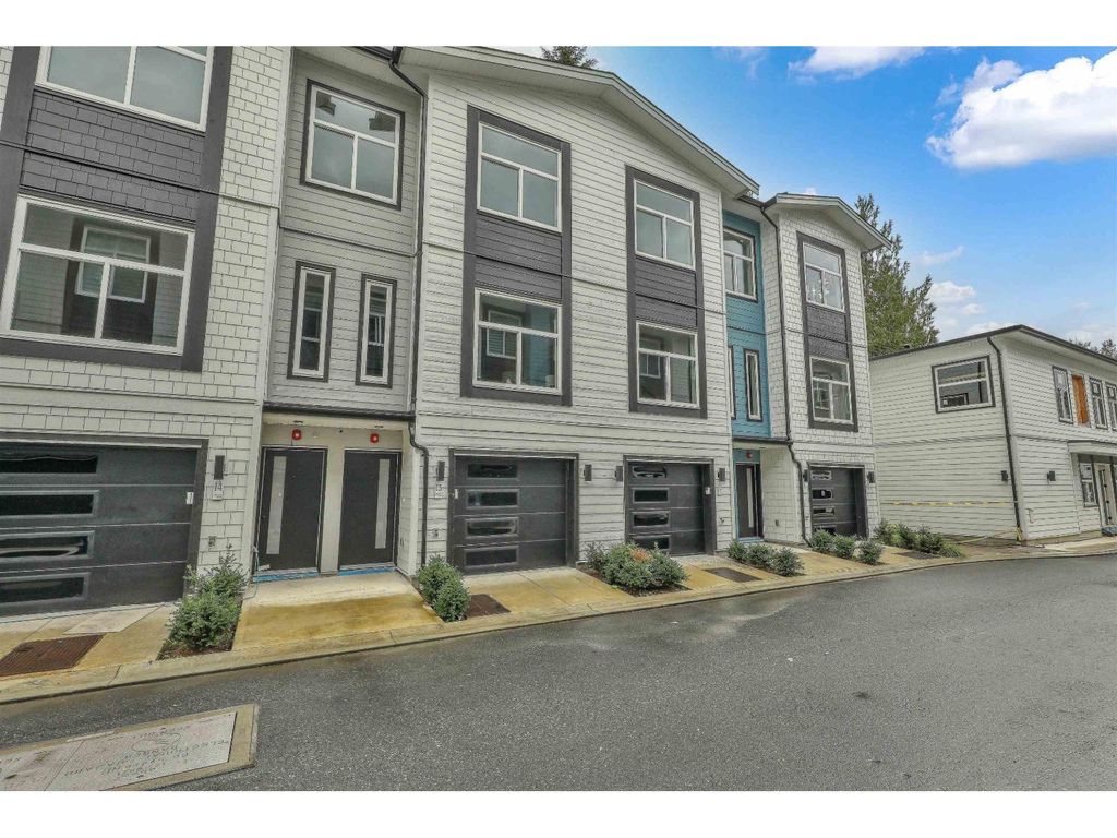 11 8924 Cedar Street, Mission
