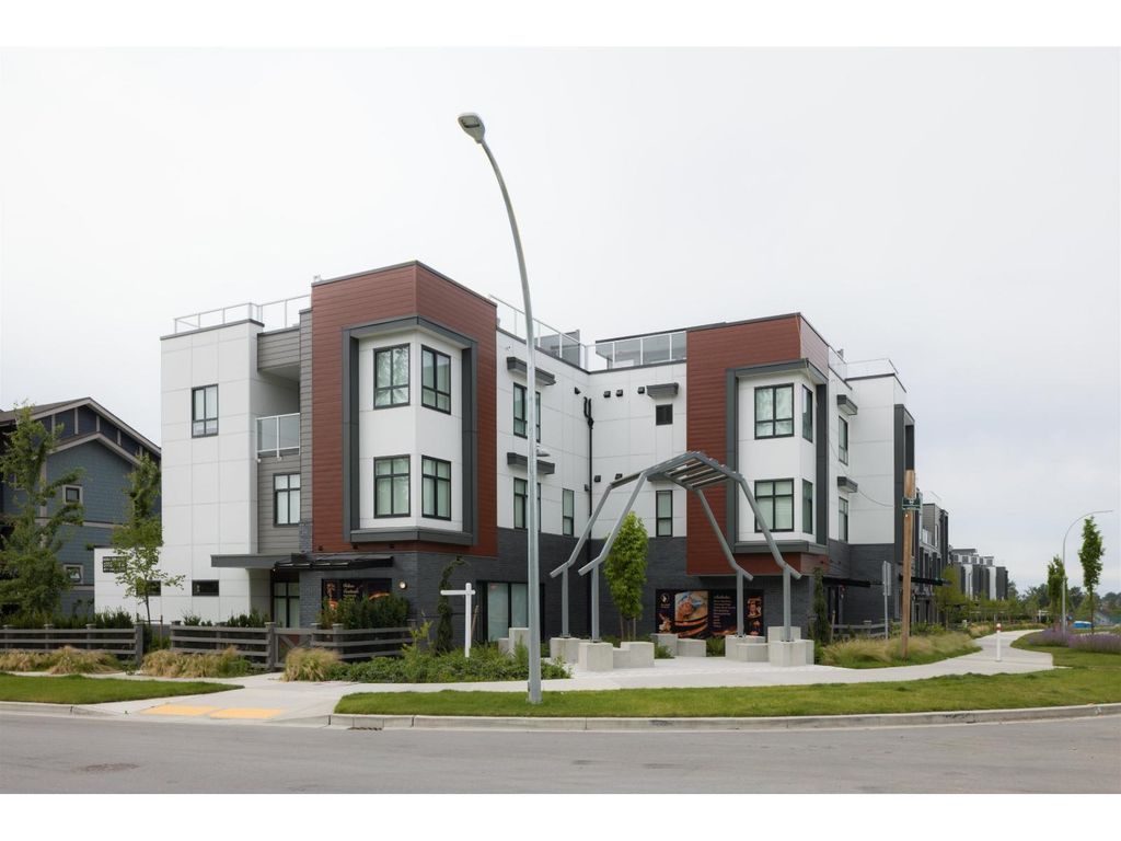 13 6983 204 Street, Langley