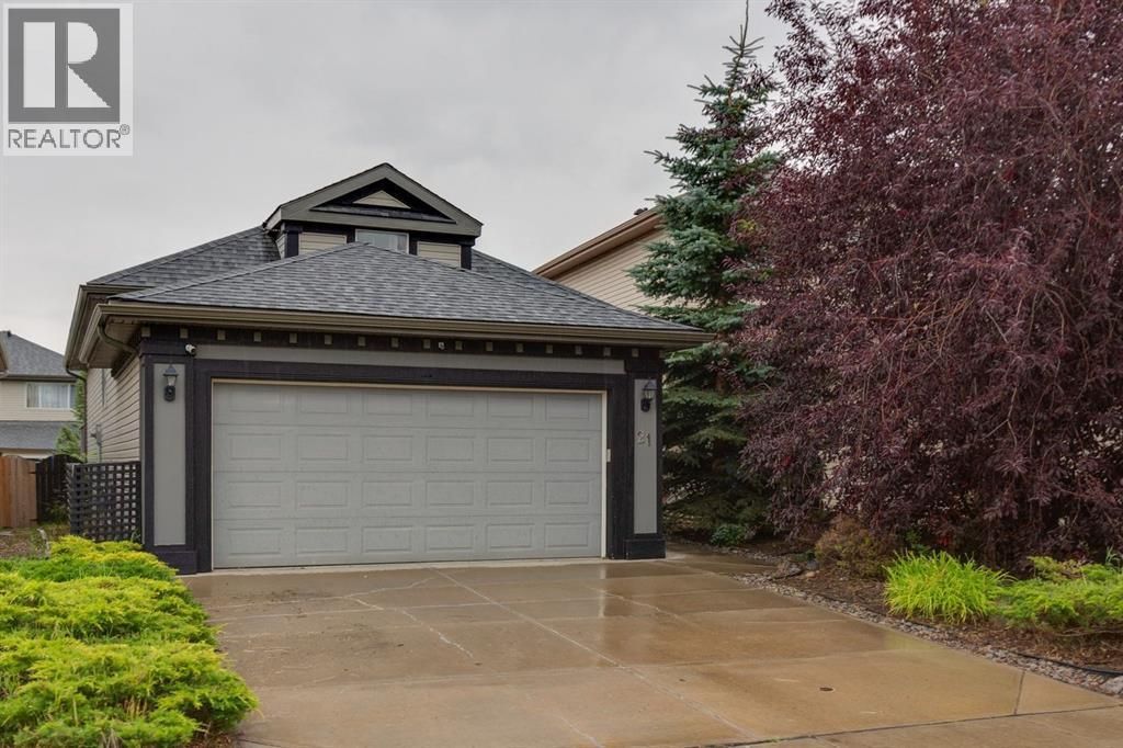 21 Covehaven Gardens Ne, Calgary