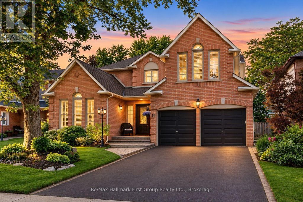 49 Rothean Drive, Whitby (lynde Creek)