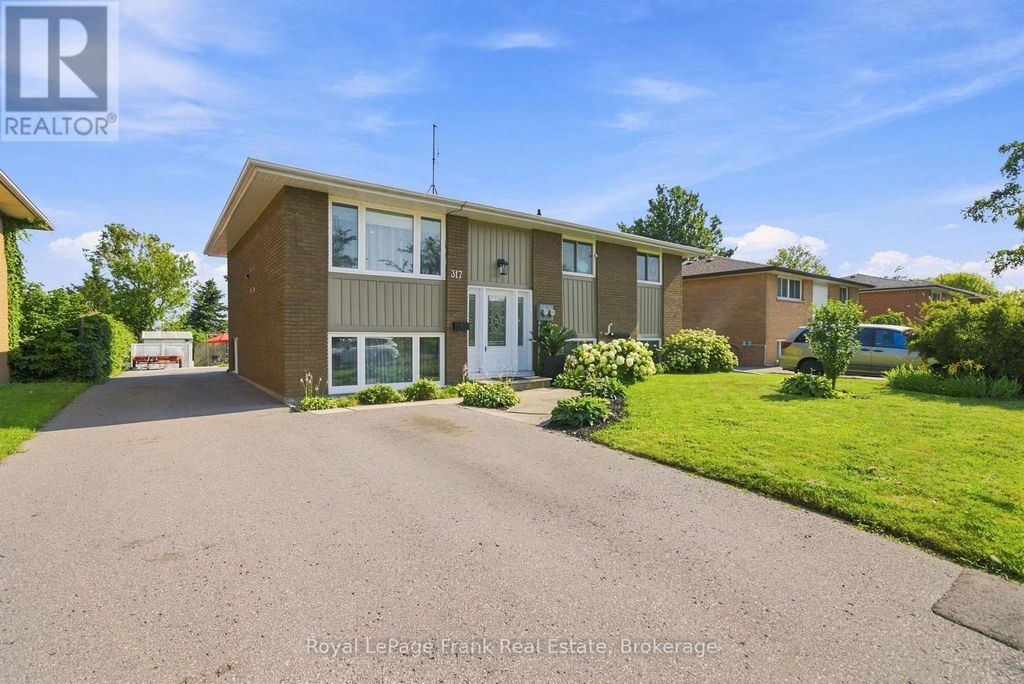 317 Dwight Avenue, Oshawa (lakeview)