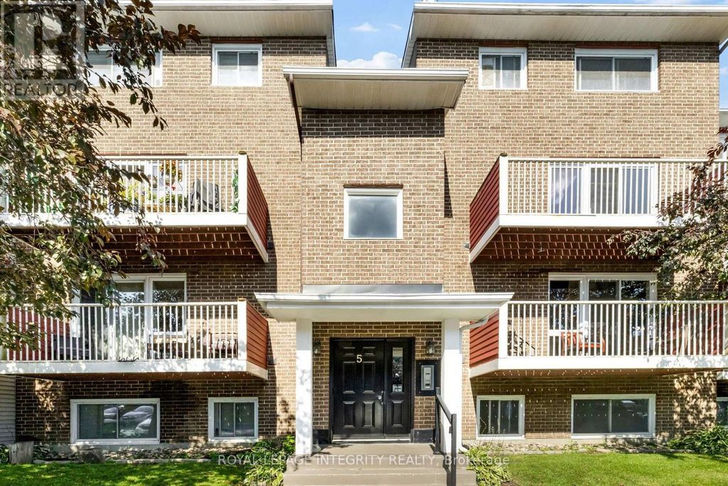 503 - 1589 St Bernard Street, Ottawa