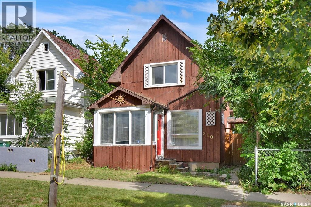 310 J Avenue N, Saskatoon