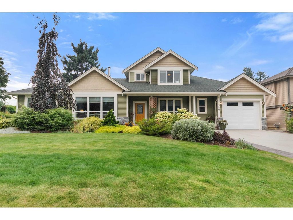 380 Dewdney Avenue|hope, Hope