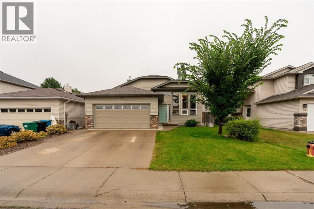 135 Fairmont Point S, Lethbridge