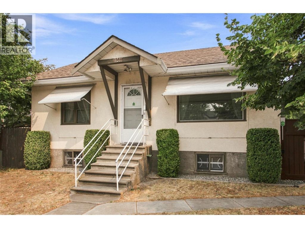 1339 Richter Street, Kelowna