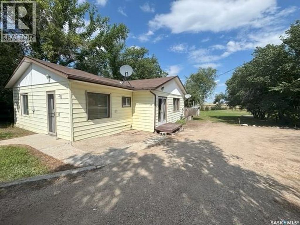205 3rd Avenue, Young