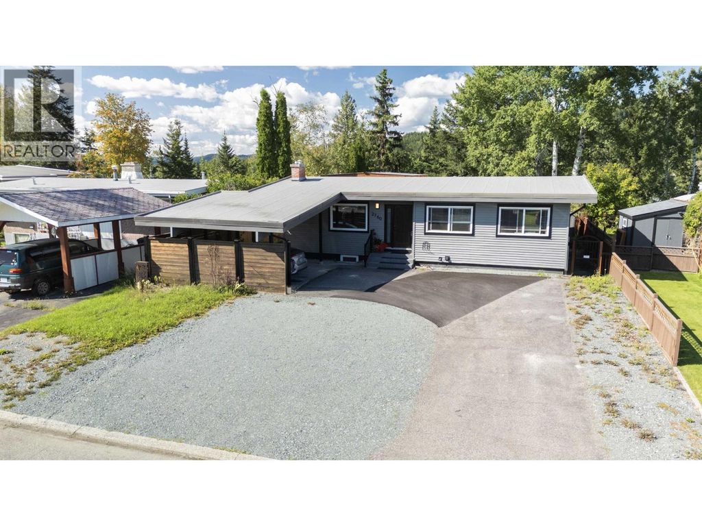 2760 Hammond Avenue, Prince George