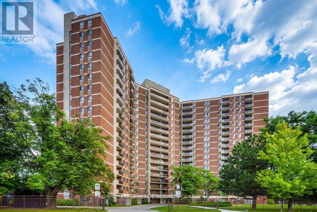 104 - 121 Trudelle Drive, Toronto (eglinton East)