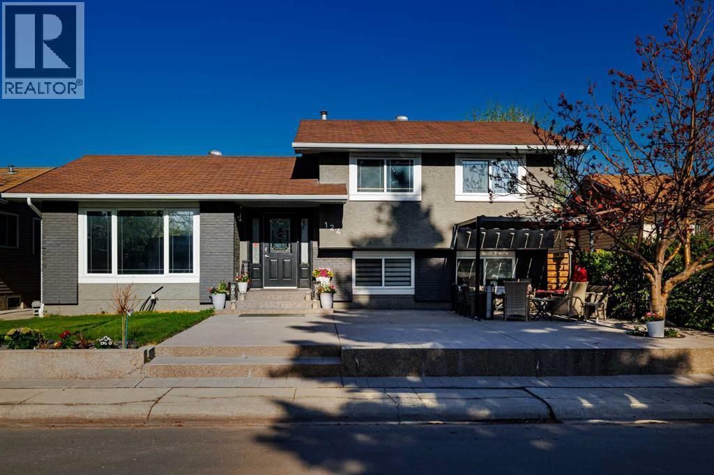 124 Whiteside Crescent Ne, Calgary
