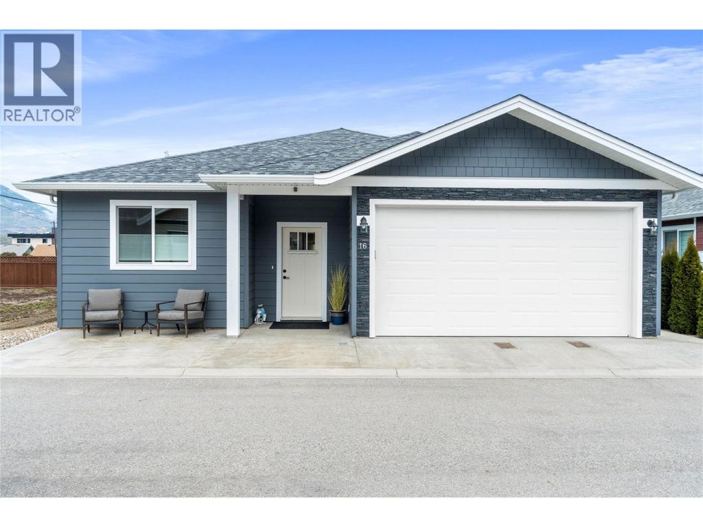 1330 10 Street Sw Unit# 16, Salmon Arm