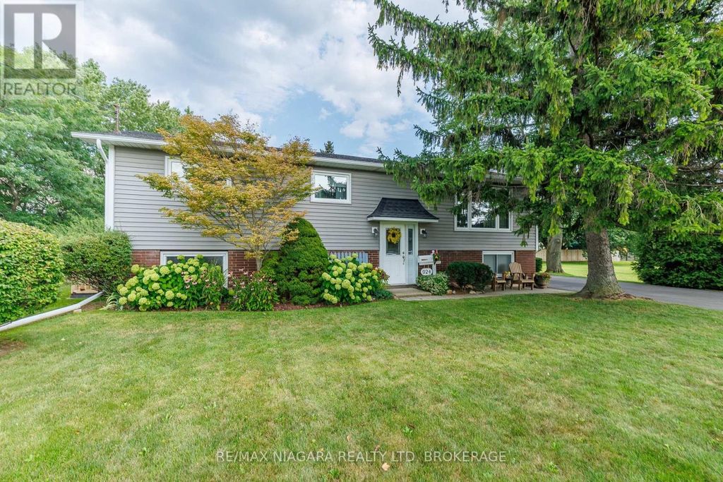 924 Daytona Drive, Fort Erie (crescent Park)