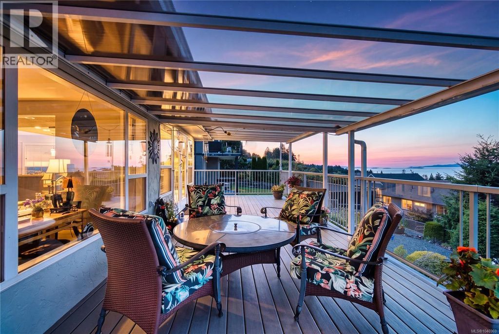 5200 Laguna Way, Nanaimo