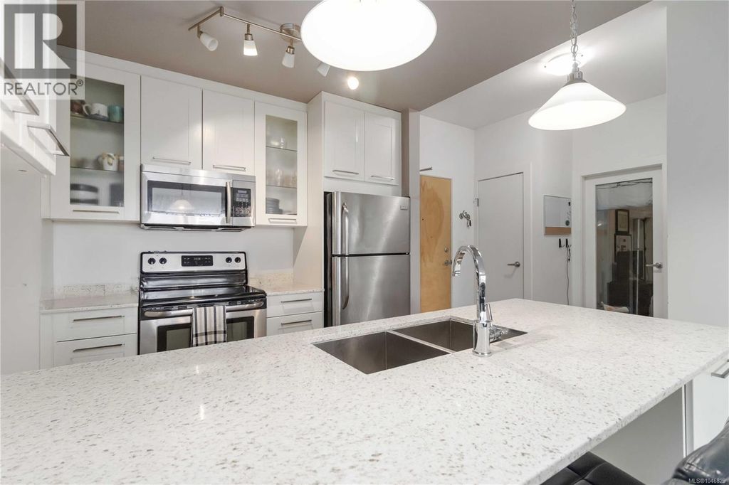 420 2871 Jacklin Rd, Langford