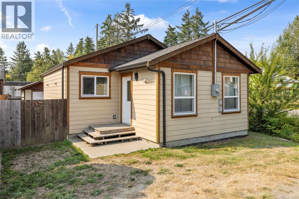 2228 Alberni Hwy, Coombs