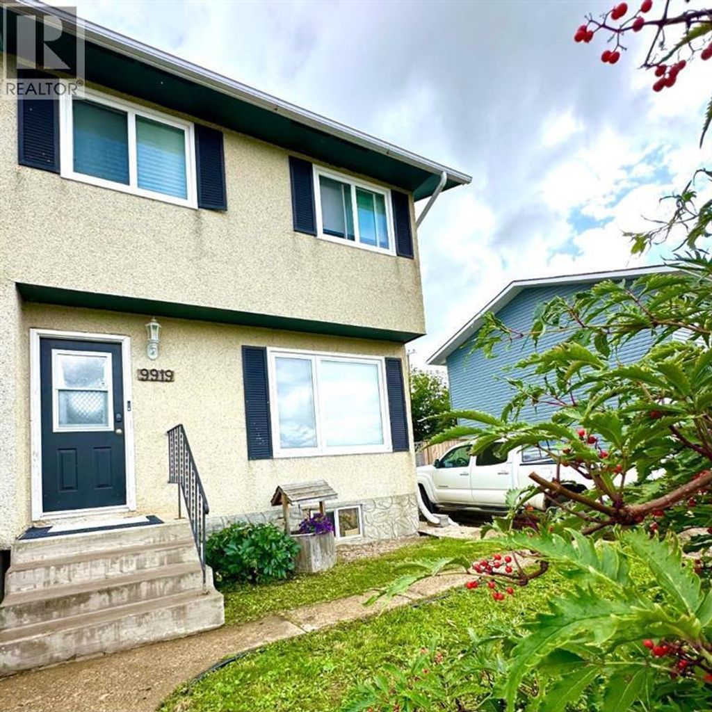 9919 101 Avenue, Lac La Biche