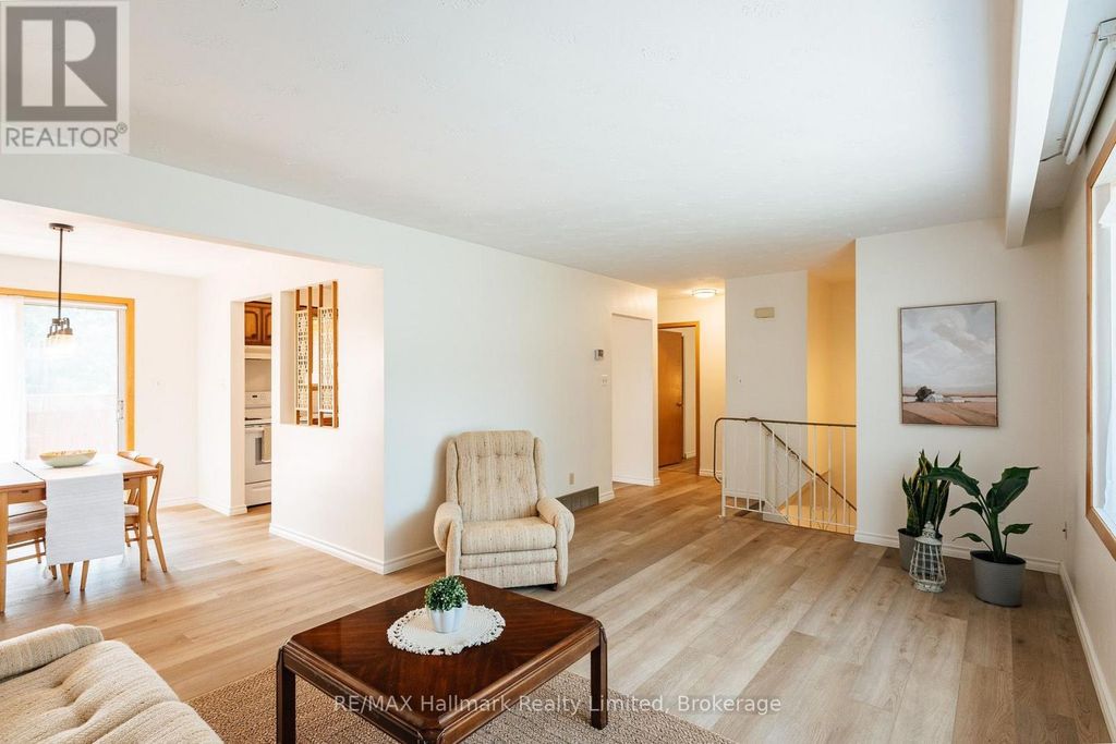 117 Old Country Drive, Kitchener