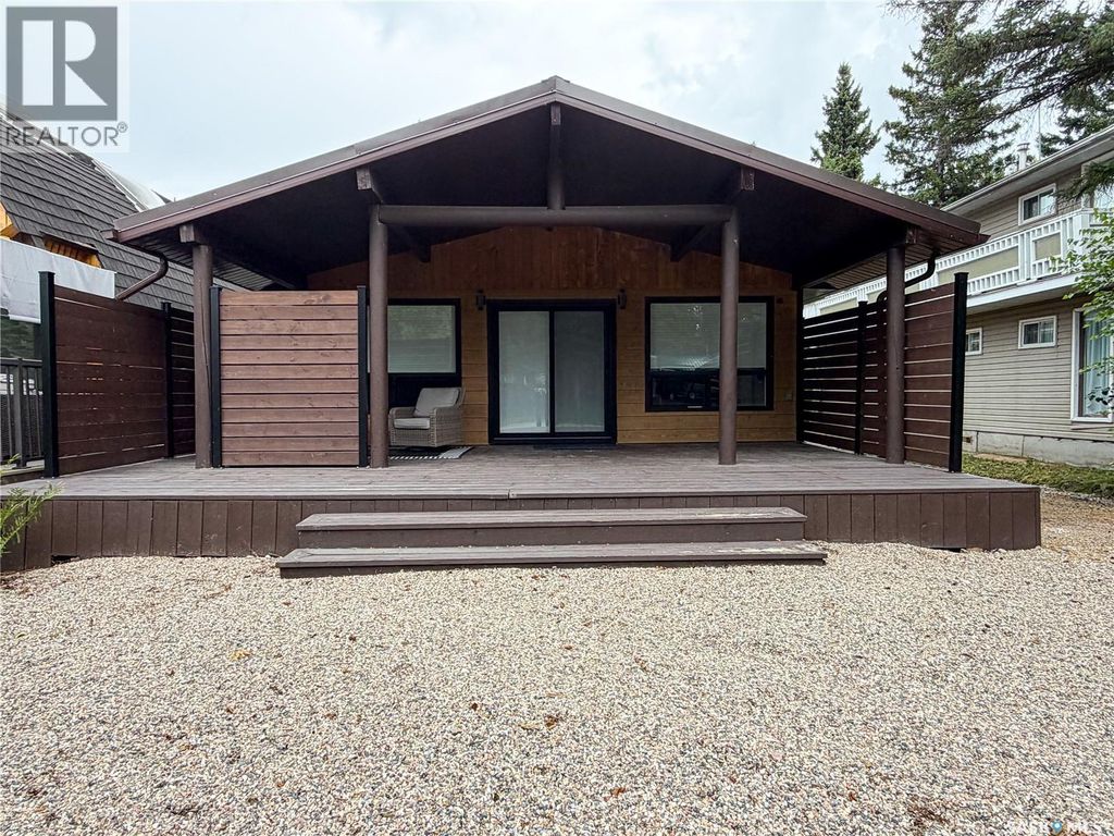 27 Poplar Street, Greig Lake