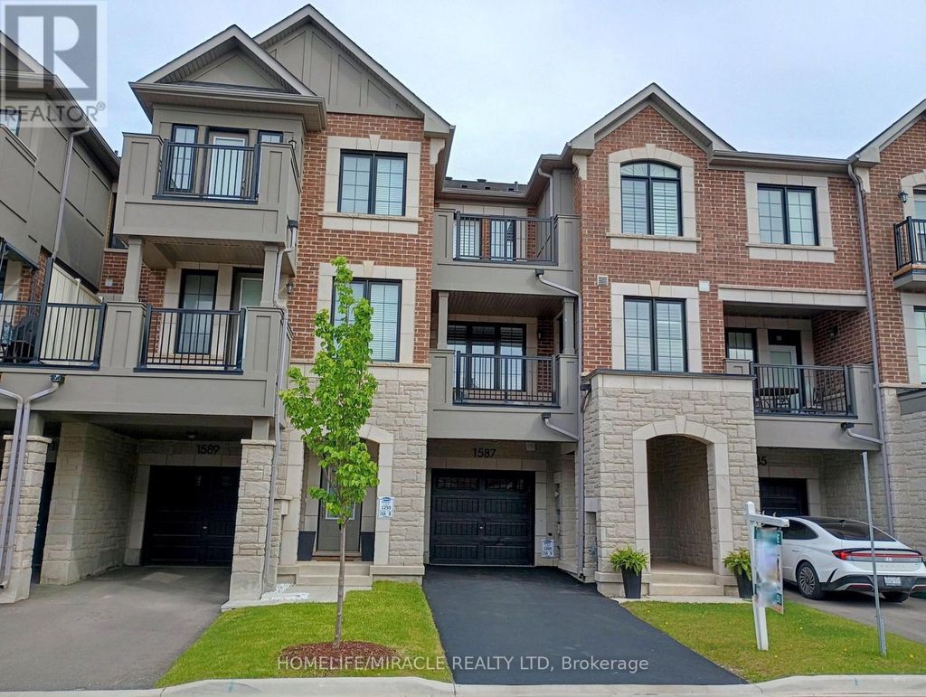 1587 Moira Crescent, Milton (bw Bowes)