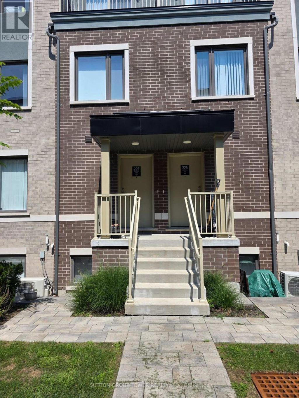 157 - 225 Birmingham Street, Toronto (new Toronto)