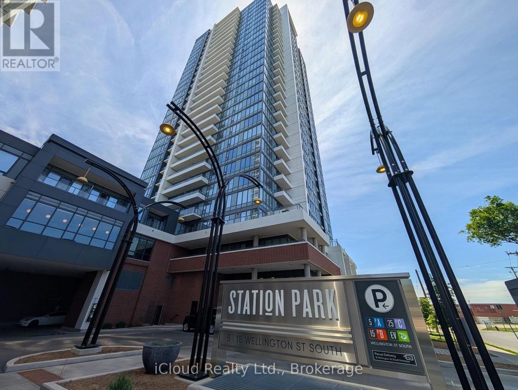 211 - 15 Wellington Street S, Kitchener
