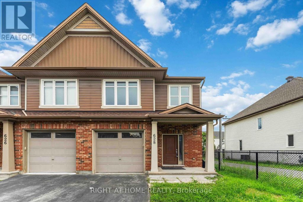 628 Moorpark Avenue, Ottawa