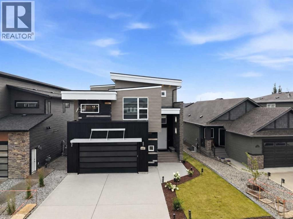 102 Longmire Close, Red Deer