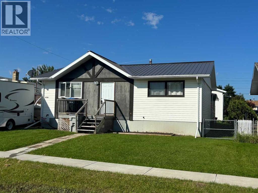 4806 47 Street, Mayerthorpe