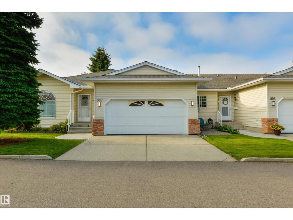 997 Youville Dr W Nw, Edmonton