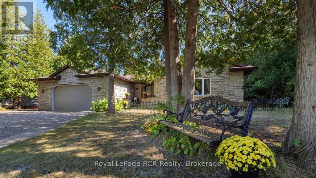 55 Shamrock Boulevard, South Bruce Peninsula
