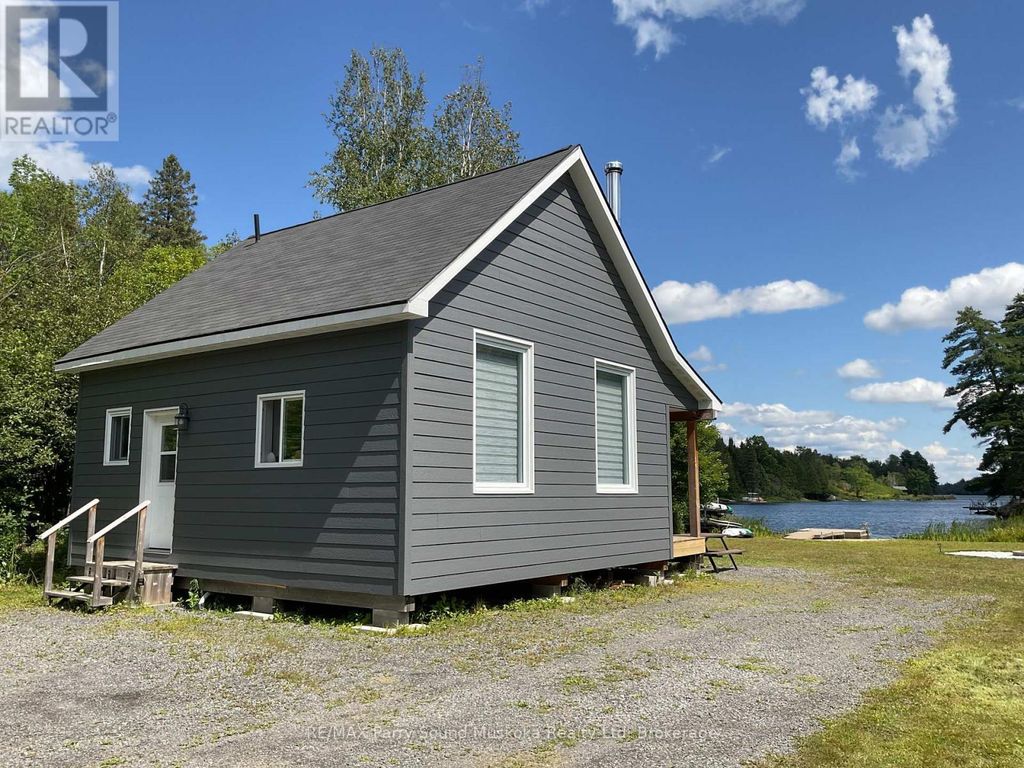 590 Clear Lake Road, Parry Sound Remote Area (arnstein)