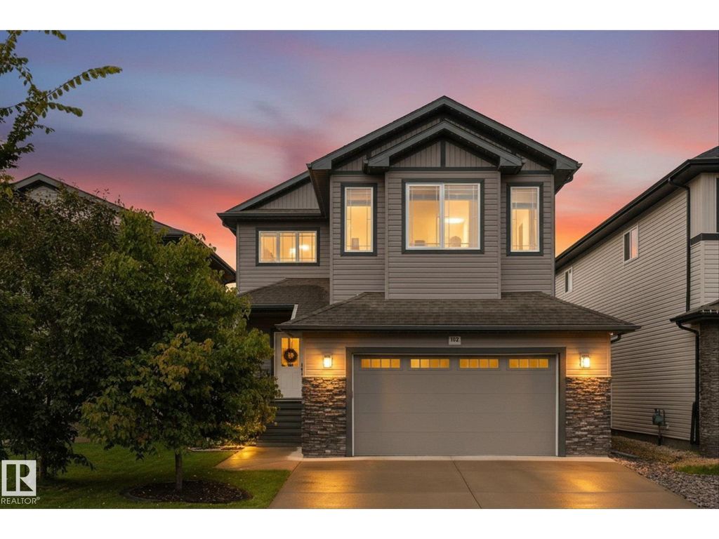 182 Woodhill Ln, Fort Saskatchewan