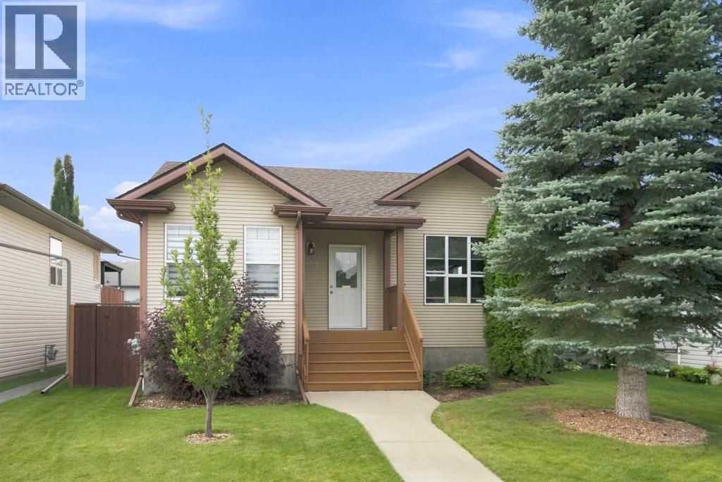 132 Downing Close, Red Deer