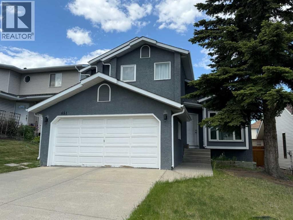 651 Macewan Drive Nw, Calgary