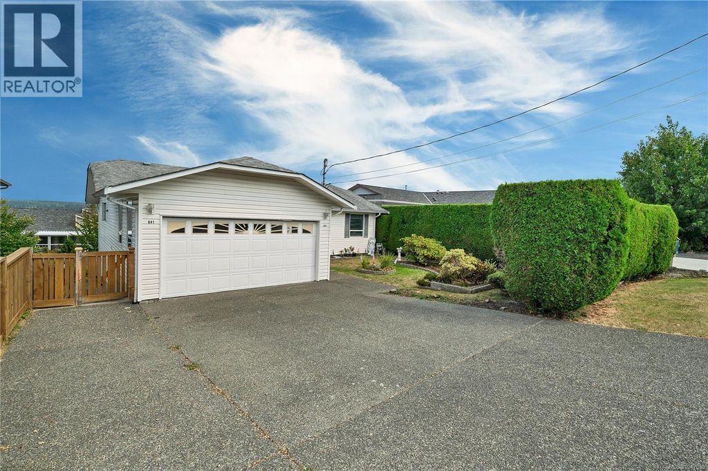 641 Alder St S, Campbell River