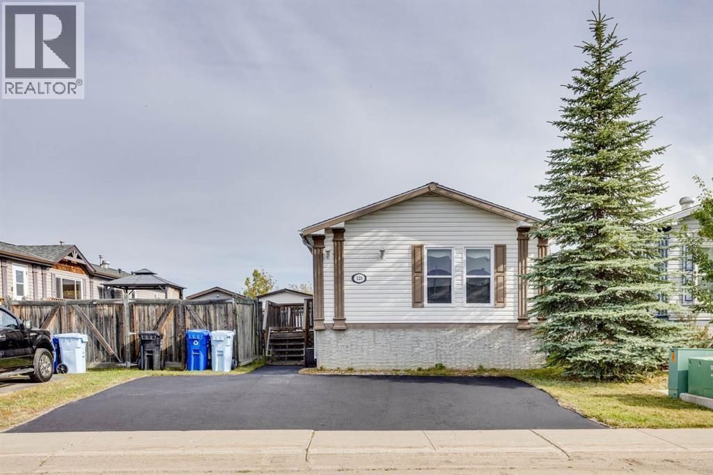 125 Elm Street, Fort Mcmurray