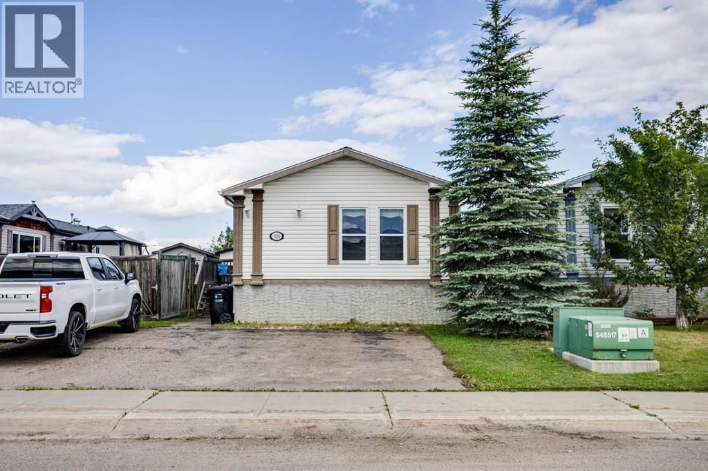 125 Elm Street, Fort Mcmurray