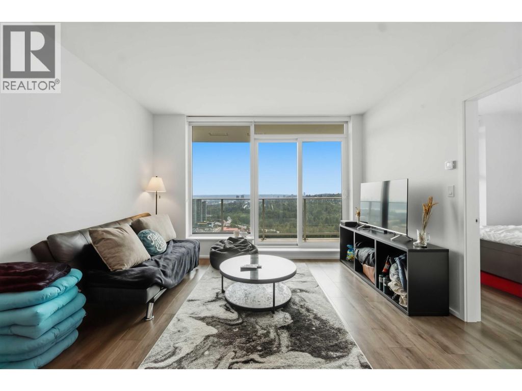 26xx 3833 Evergreen Place, Burnaby