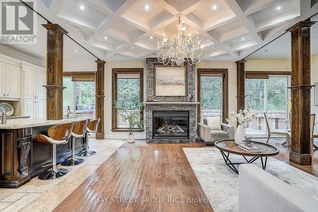 103 Lake Avenue, Richmond Hill (oak Ridges Lake Wilcox)
