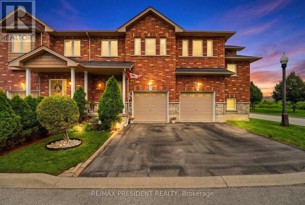 23 - 45 Seabreeze Crescent, Hamilton (lakeshore)